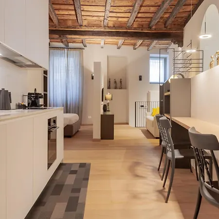 Apartman Bnbutler - Citta Alta - Di Charme Bergamo