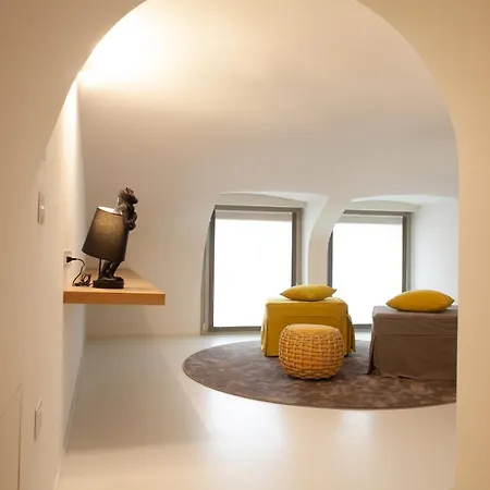 Bnbutler - Citta Alta - Di Charme Апартаменти *